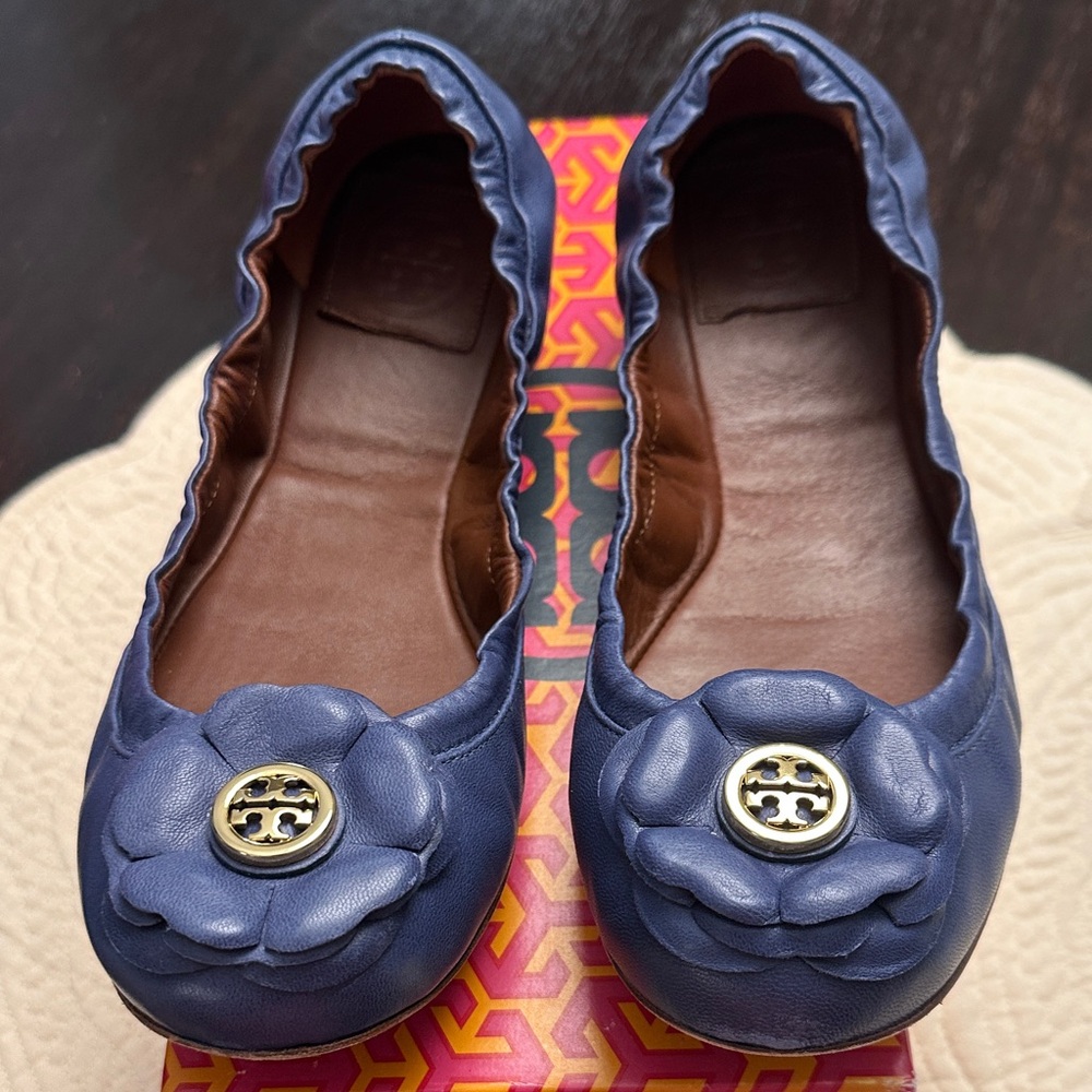 Tory Burch Blue Leather Ballet Flats w/Gold Emblem